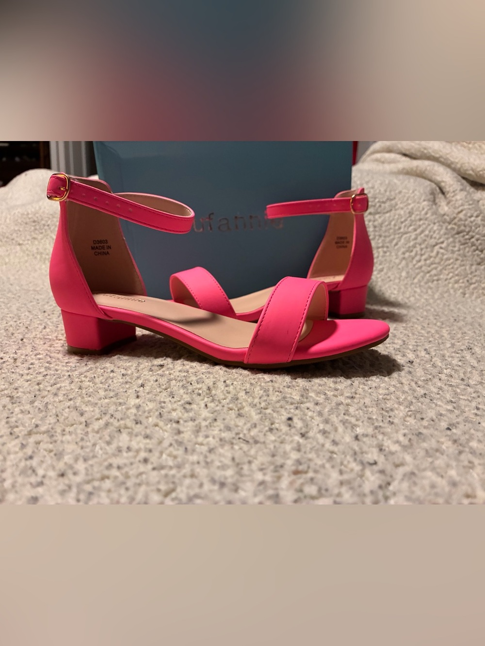 Hot Pink Ankle-Strap Low Block Heel Sandals, size 5, new in box, comfortable